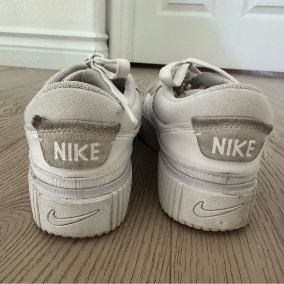 Nike Court Legacy Lift Women Platform Sneaker Woman’s size 8 - Picture 7 of 10